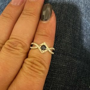 Vera Wang Love collection ring size 6.5